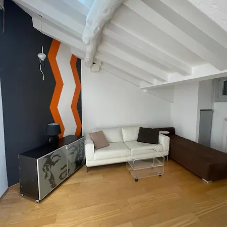 Apartment Down Town Renovated *